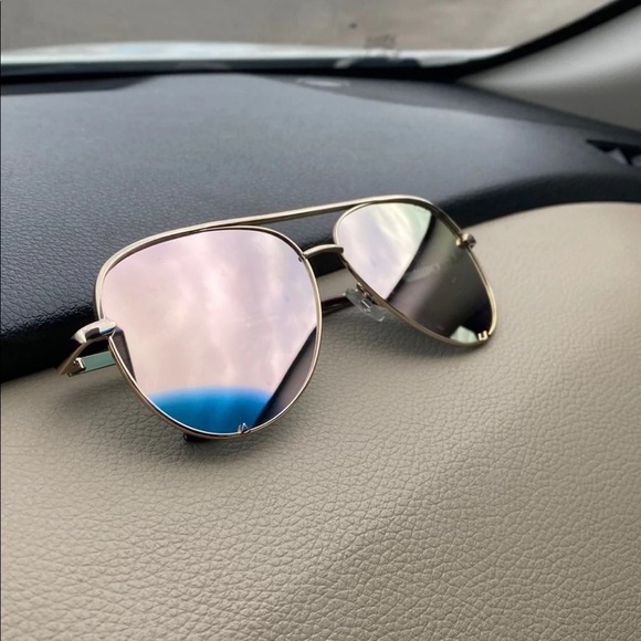 Quay High Key Sunglasses - Picture 3 of 9